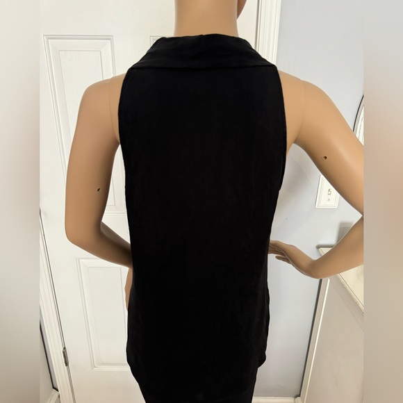 WHBM Black Sleeveless Ruffle Front Top - Picture 7 of 8